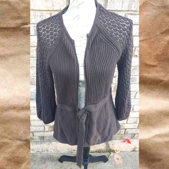 ✨Bell Sleeve✨Tahari Dark Brown Tie Front Open Weave Design Cardigan Sweater S - Picture 2 of 5